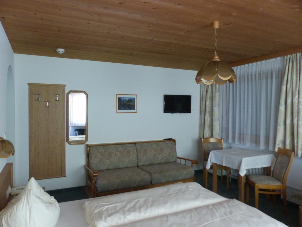 Gaestehaus Alpenland Tux Rum bild